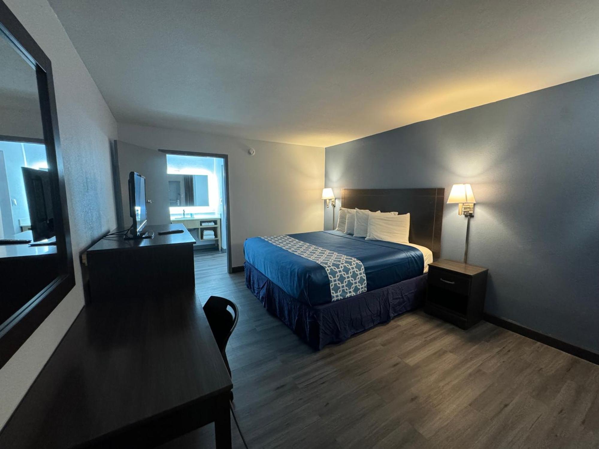 Travelodge By Wyndham Gainesville גיינסוויל מראה חיצוני תמונה