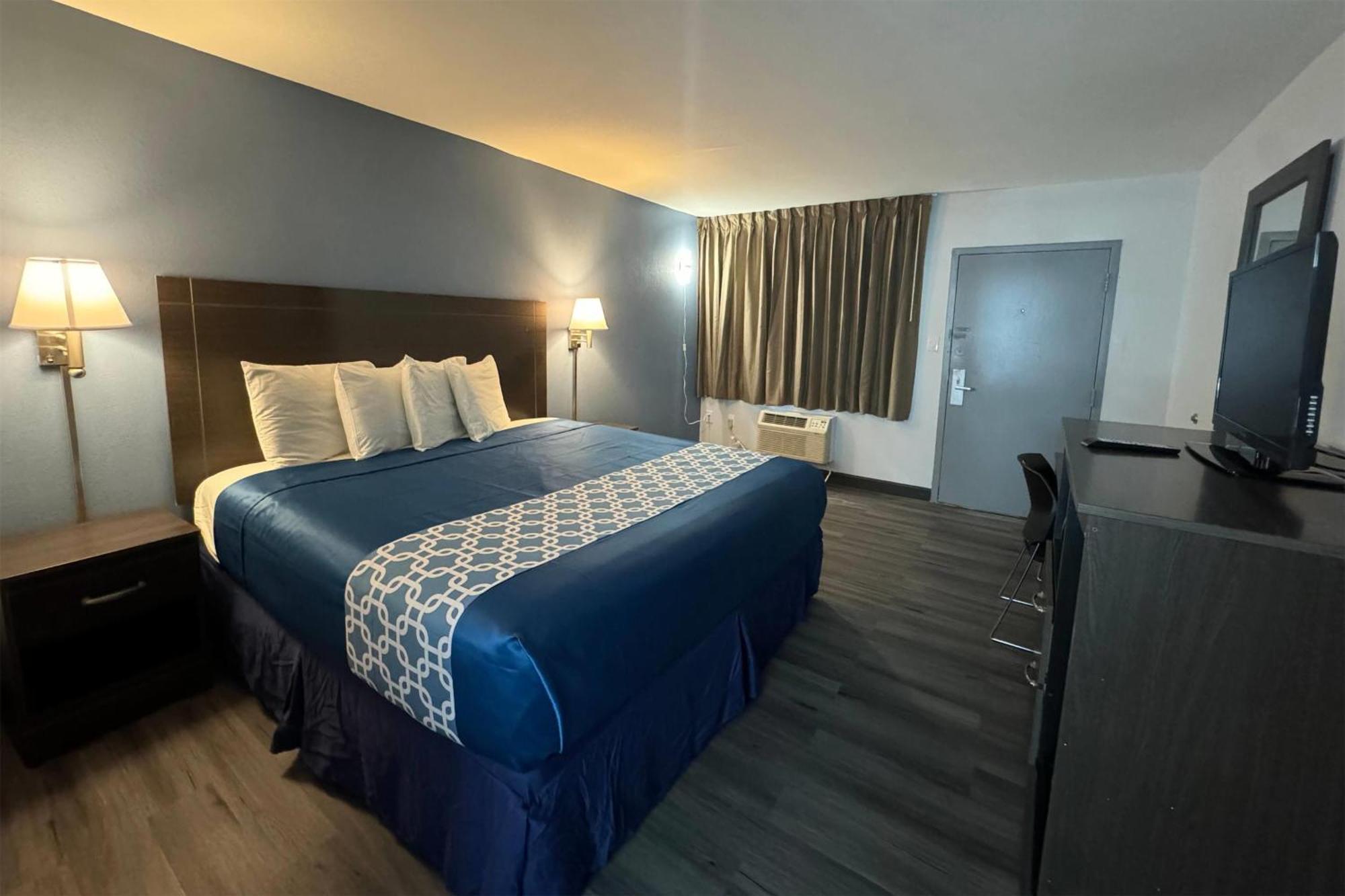 Travelodge By Wyndham Gainesville גיינסוויל מראה חיצוני תמונה